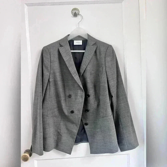 Akris Punto Grey Double Breasted Wool Blazer $1028 Like New Size 12 - Picture 5 of 6